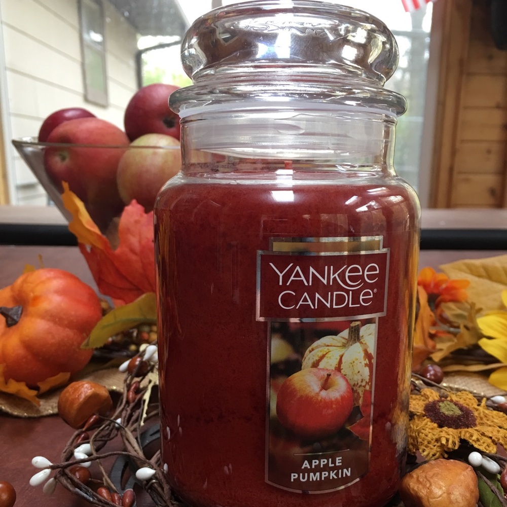 COPY - Yankee Candle Apple Pumpkin Fall scent